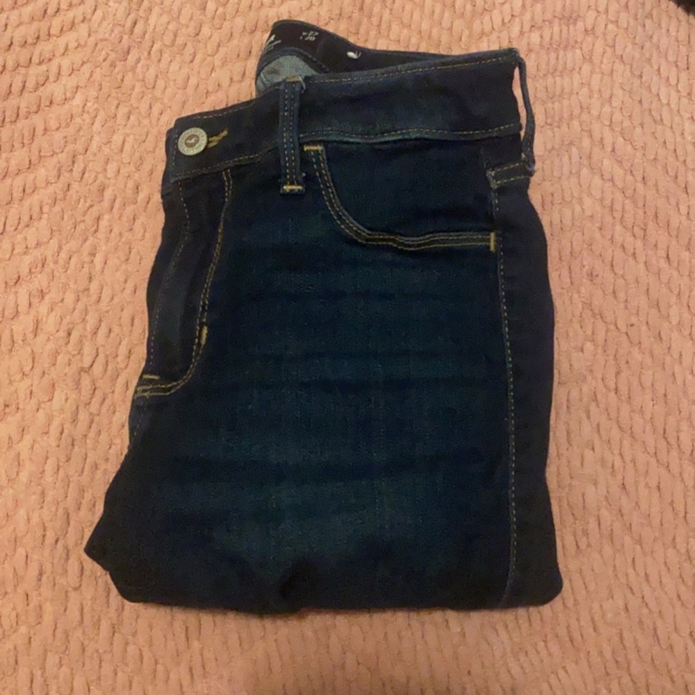 Hollister Ripped Skinny jeans
